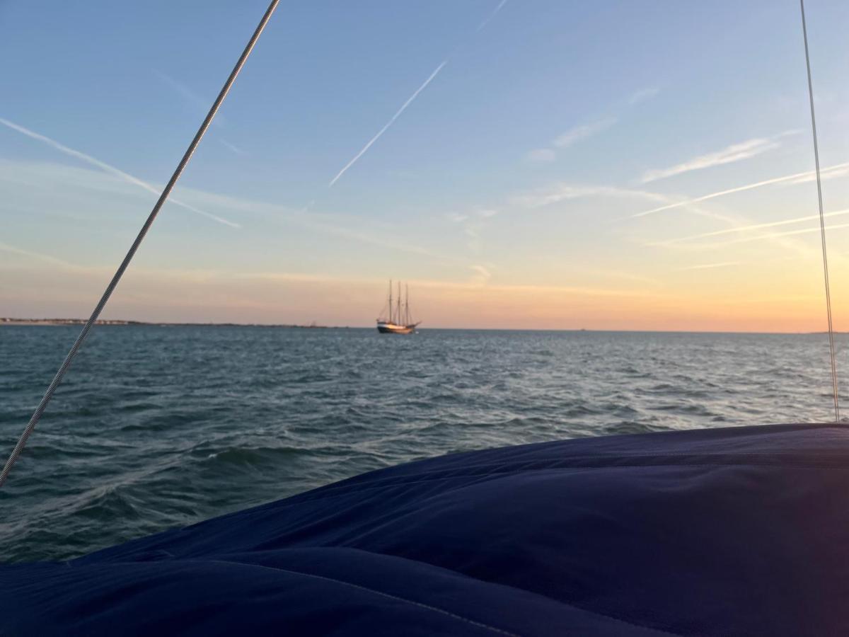 Stay In A Boat - Lisboa Екстериор снимка
