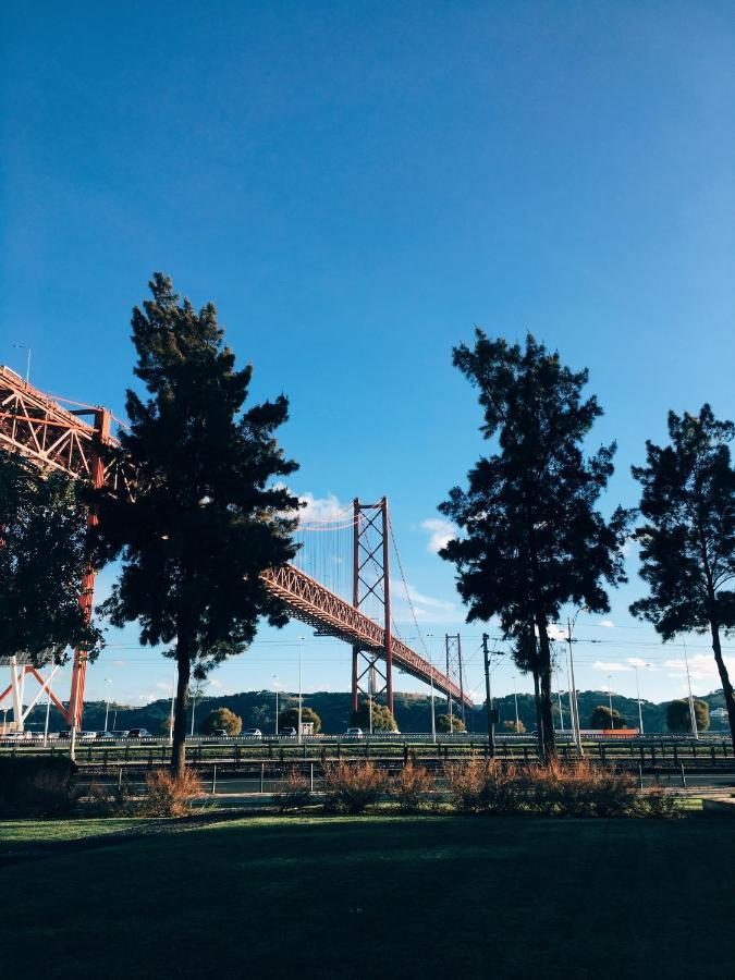 Stay In A Boat - Lisboa Екстериор снимка