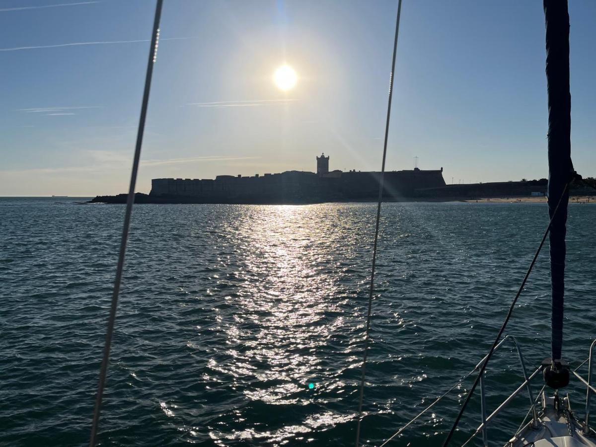 Stay In A Boat - Lisboa Екстериор снимка