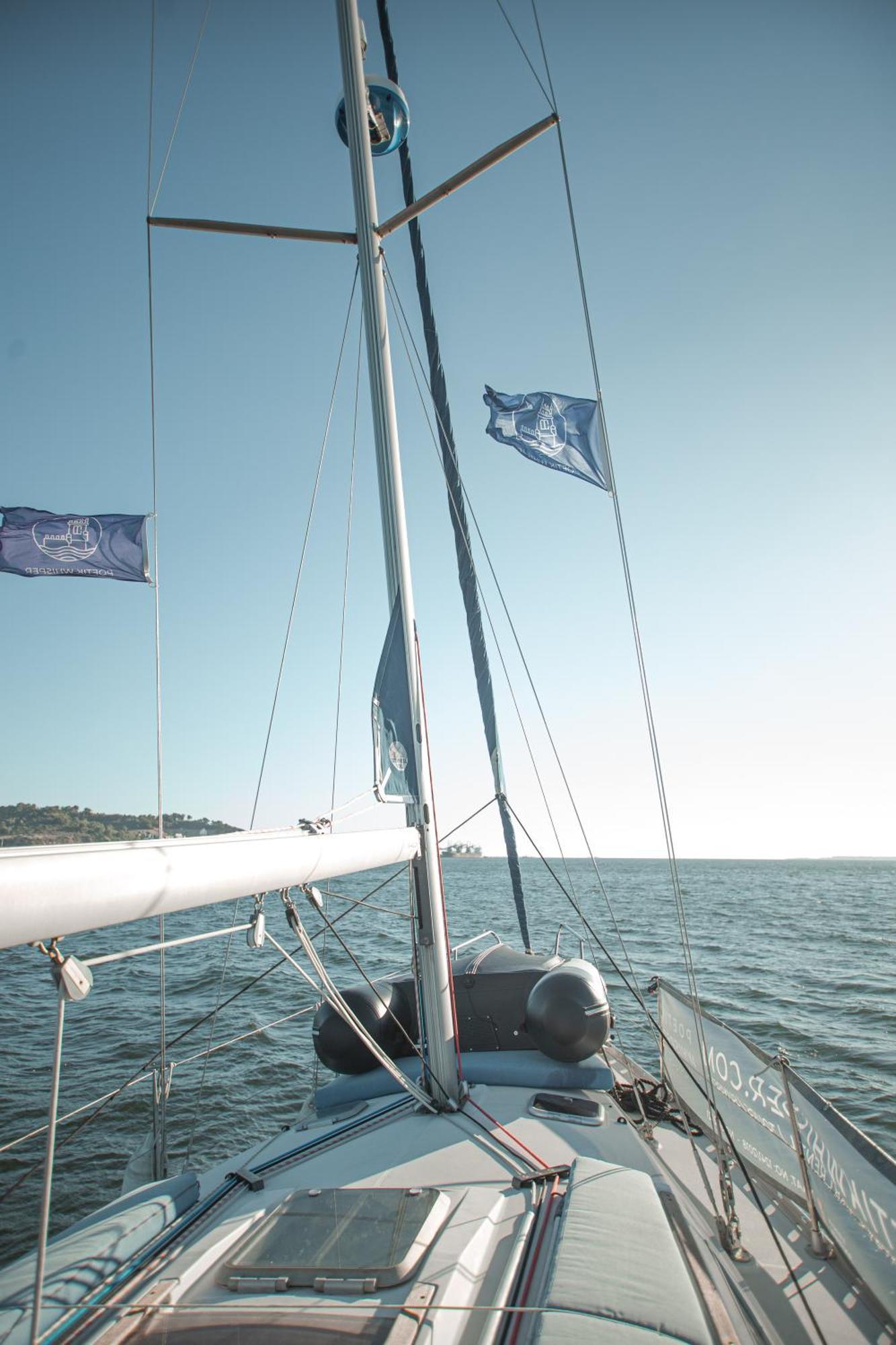 Stay In A Boat - Lisboa Екстериор снимка